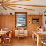 Haus Am Tannenhain Πανσιόν