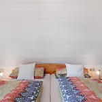 Πανσιόν Haus Am Tannenhain